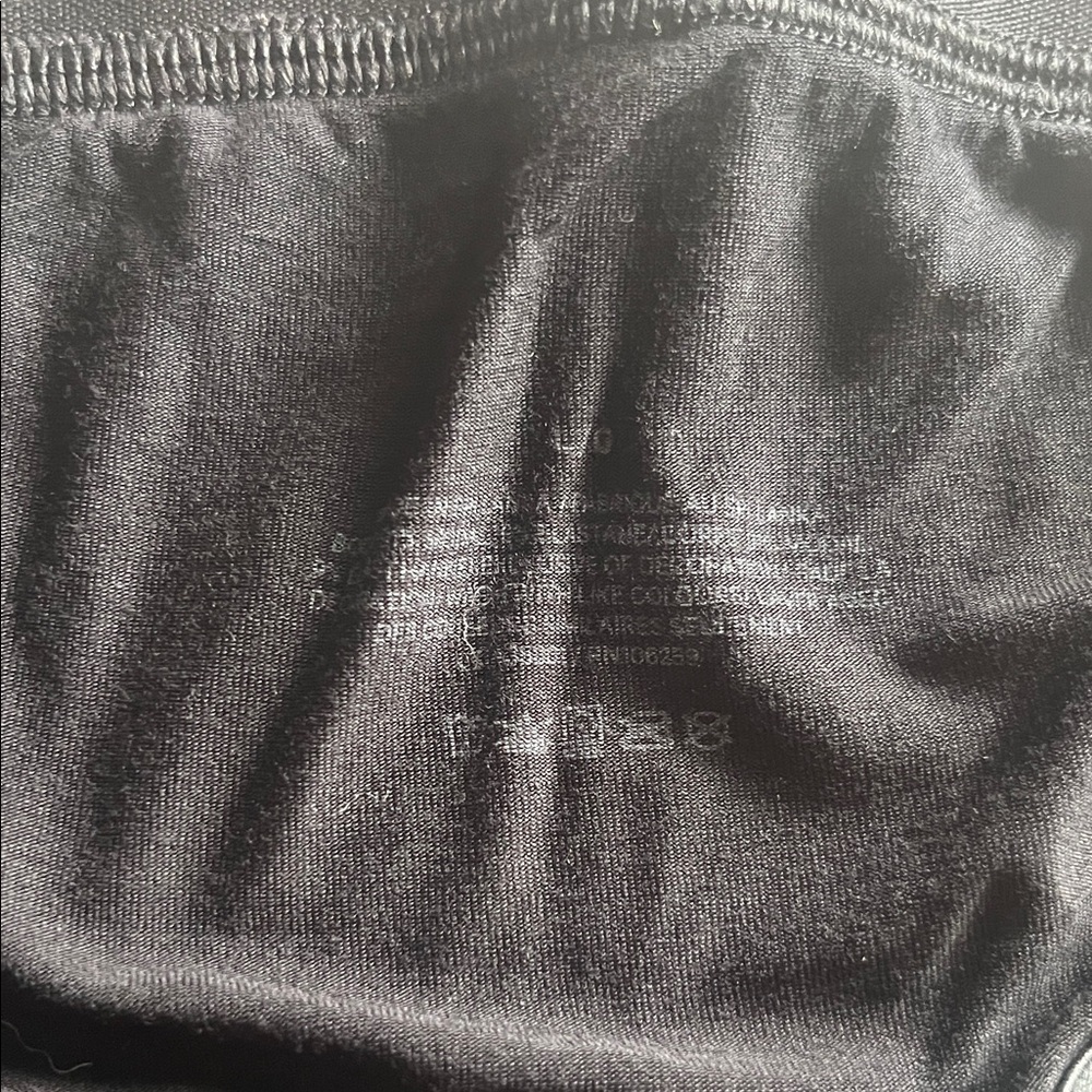 lululemon athletica Men's Sleek Black Boxer Briefs - Picture 4 of 5